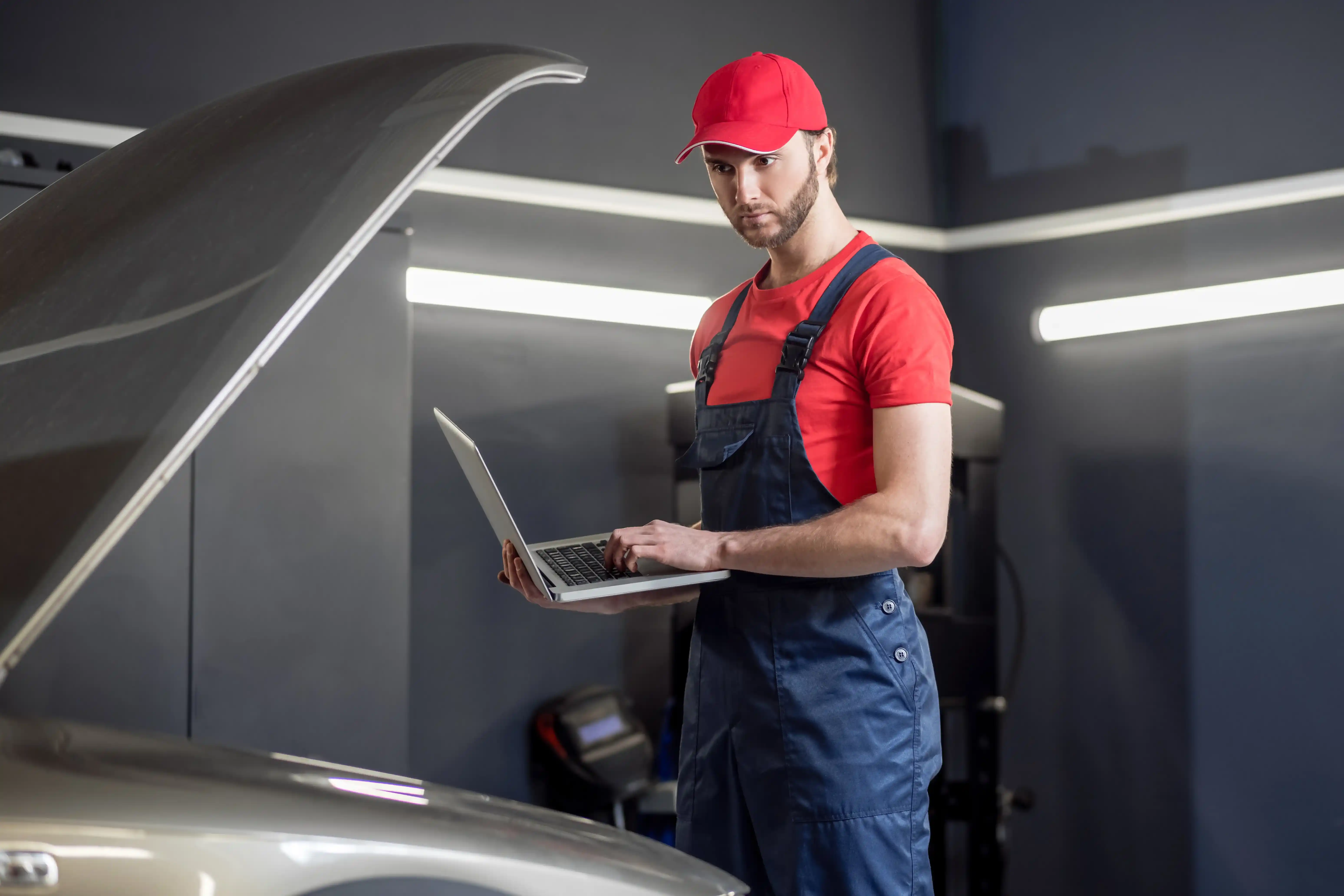 Mainoria Auto Service Team